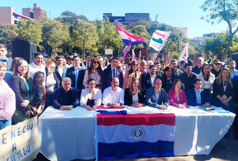 Kattya exige agotar el diálogo para sostener la unidad opositora en Asunción