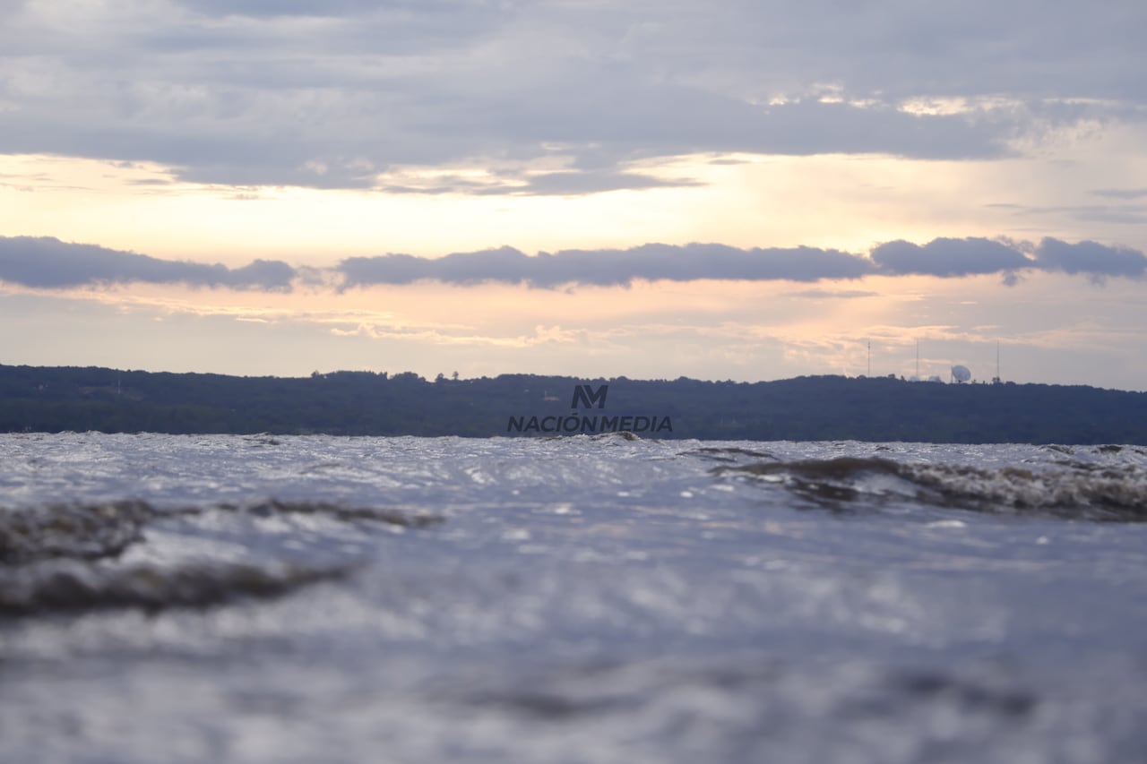 Lago Ypacaraí: atletas adolescentes sobreviven a tormenta y aparecen ilesas