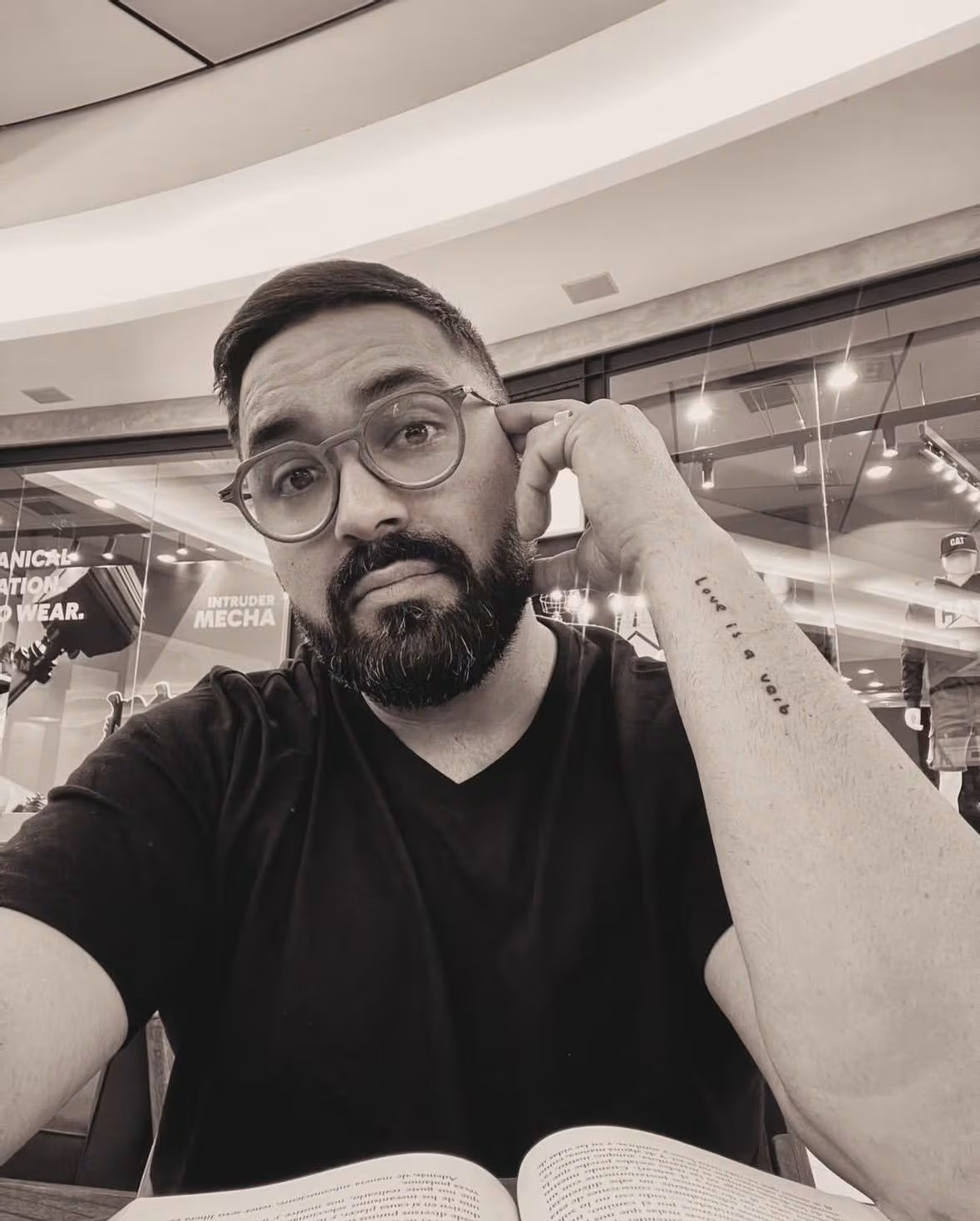 “Criptoestafas milagrosas”: cayó Ronald Barrios, el cazador de mujeres inversionistas