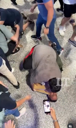 Caos en tiendas por Black Friday en CDE