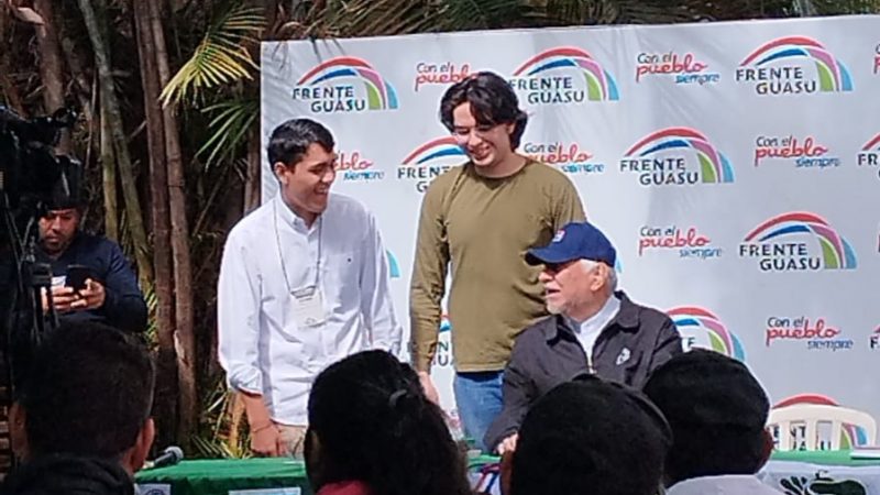 Fernando Lugo reaparece públicamente en plenaria del Frente Guasú