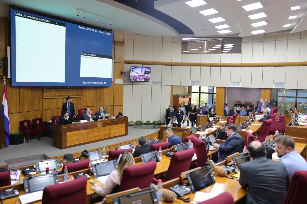 Senado aprueba ley de datos personales con artículo que “mata la transparencia”, según oposición