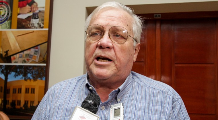 Exsenador cuestiona estancamiento opositor rumbo al 2028