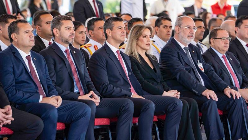 Peña presume estabilidad con Alliana y dispara contra Abdo: «Cinco años de peleas inútiles»