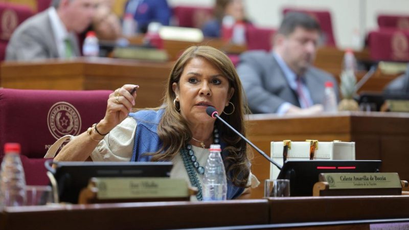 Celeste dispara contra Prieto: “Estas viejas locas hemos sido jóvenes luchadoras”
