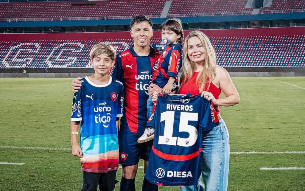 Dahiana Bresanovich no se quedó callada ante crítica por ponerse la camiseta de Cerro