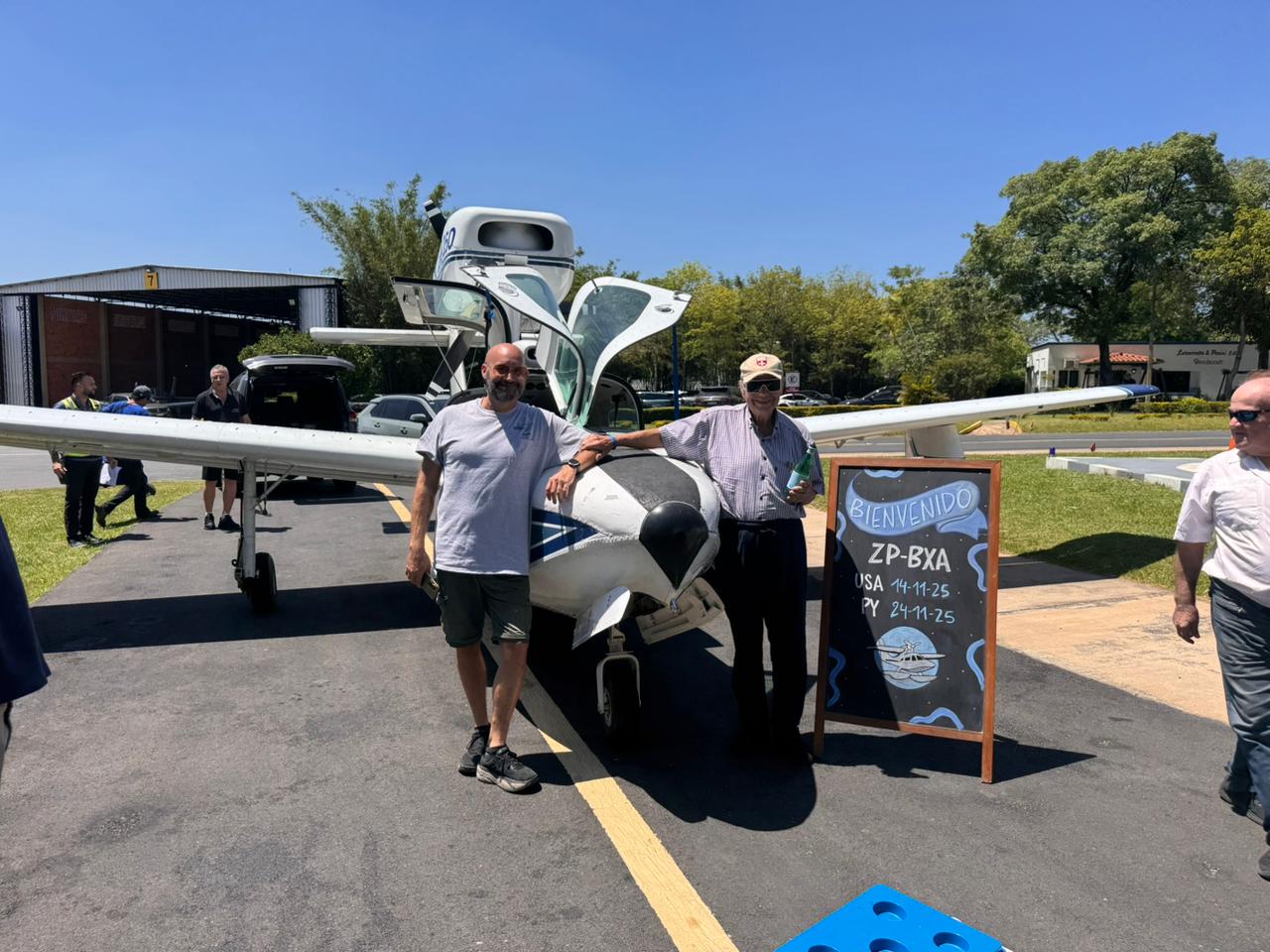 Jaeggli logró completar su travesía pilotando su nuevo avión