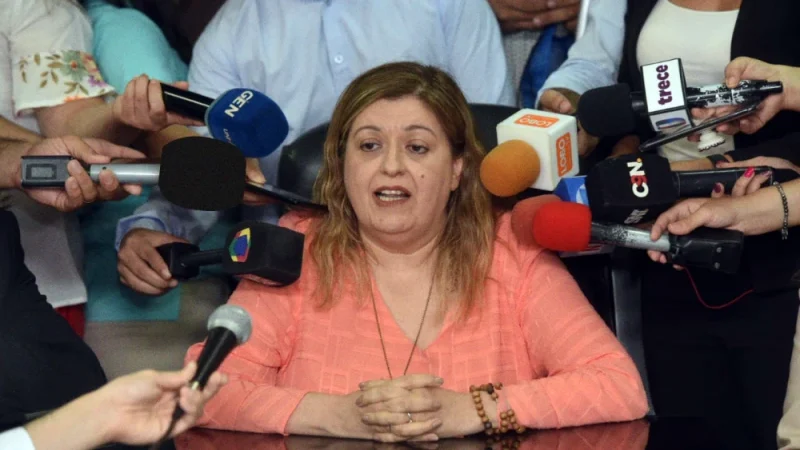Juez desestima denuncia contra ex fiscala general Sandra Quiñónez