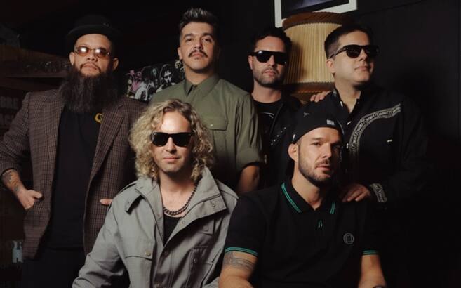 Los Kchiporros se unen a Los Auténticos Decadentes en su concierto en México