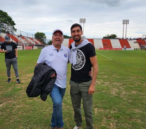 Oscar Acosta fue elegido como presidente de Sol de América