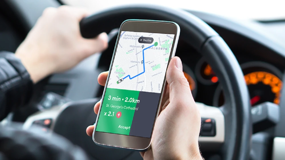 Choferes de plataformas temen que obligatoriedad de registro profesional se preste a coimas