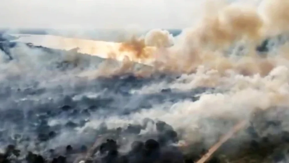 Controlan incendio en la Costanera Sur de Asunción