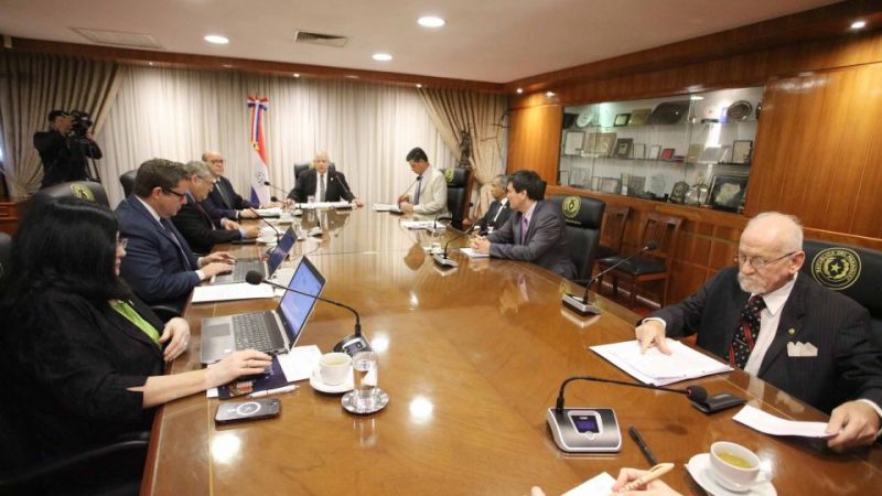 Abogados del Alto Paraná denuncian reunión secreta como afrenta a la independencia judicial