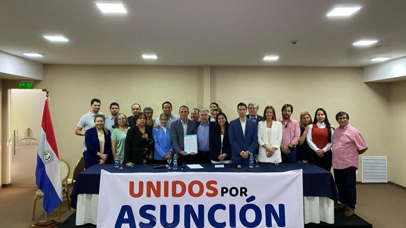 Oposición lanza alianza histórica en Asunción contra el Partido Colorado