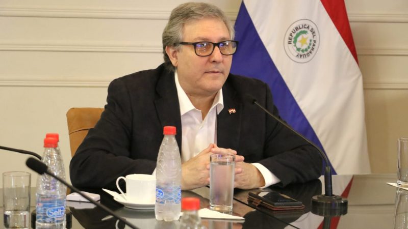 Filizzola cuestiona reunión secreta de ministros con Peña y Cartes