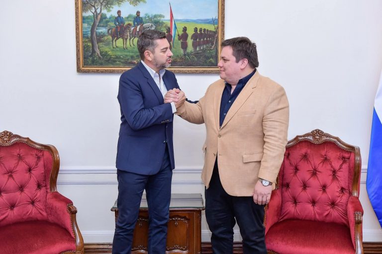 Gobernadores buscan acompañar a Alliana en la chapa presidencial