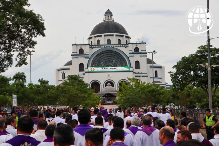 “El agronegocio mata la tierra, envenena el agua y el aire”, manifiesta obispo desde Caacupé