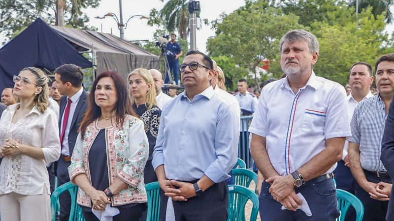 Tadeo Rojas admite críticas y promete llevar carta contra la corrupción al gabinete de Peña