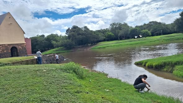 Fiscalía investiga presunta mortandad de peces en el río Tebicuarymi
