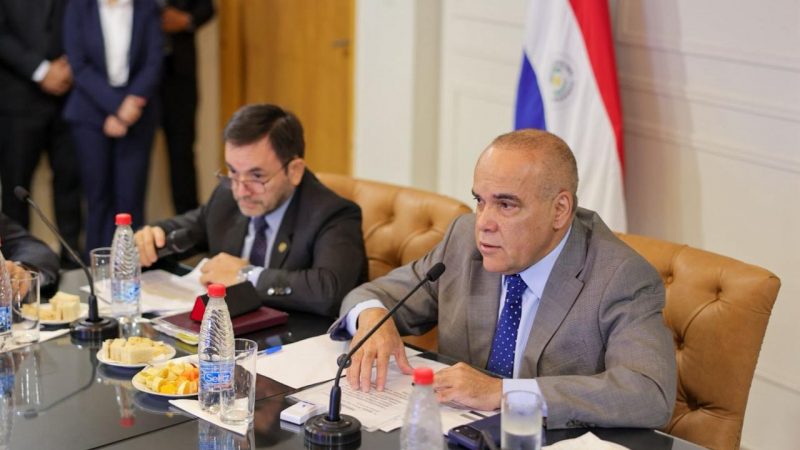 ¿Otro feriado más? Senadores oficialistas buscan extender descanso al 2 de enero