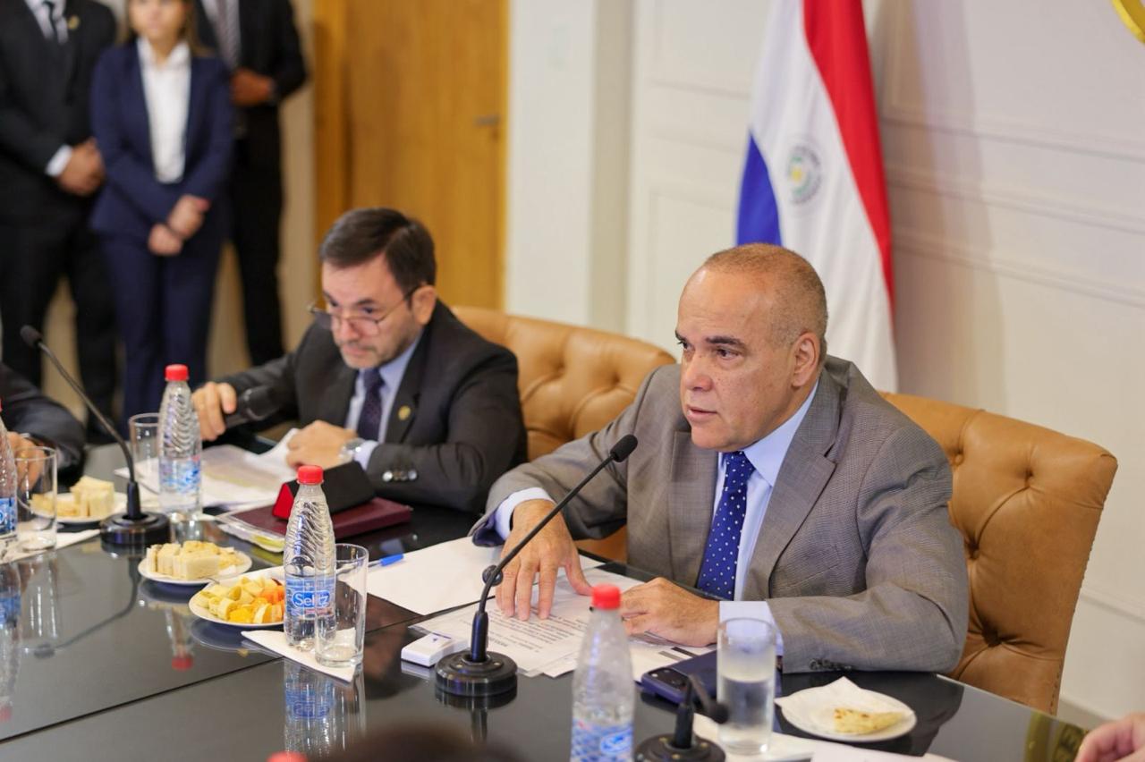 ¿Otro feriado más? Senadores oficialistas buscan extender descanso al 2 de enero