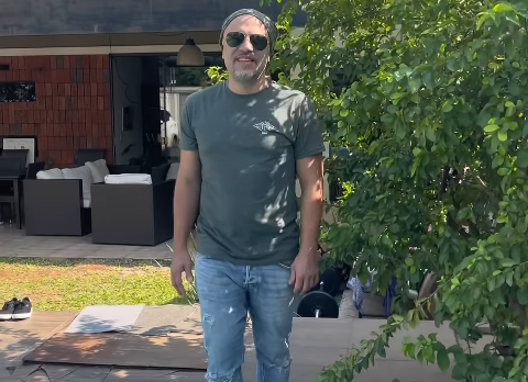 ¡Asaltaron al cantante Jaime Zacher en su casa!