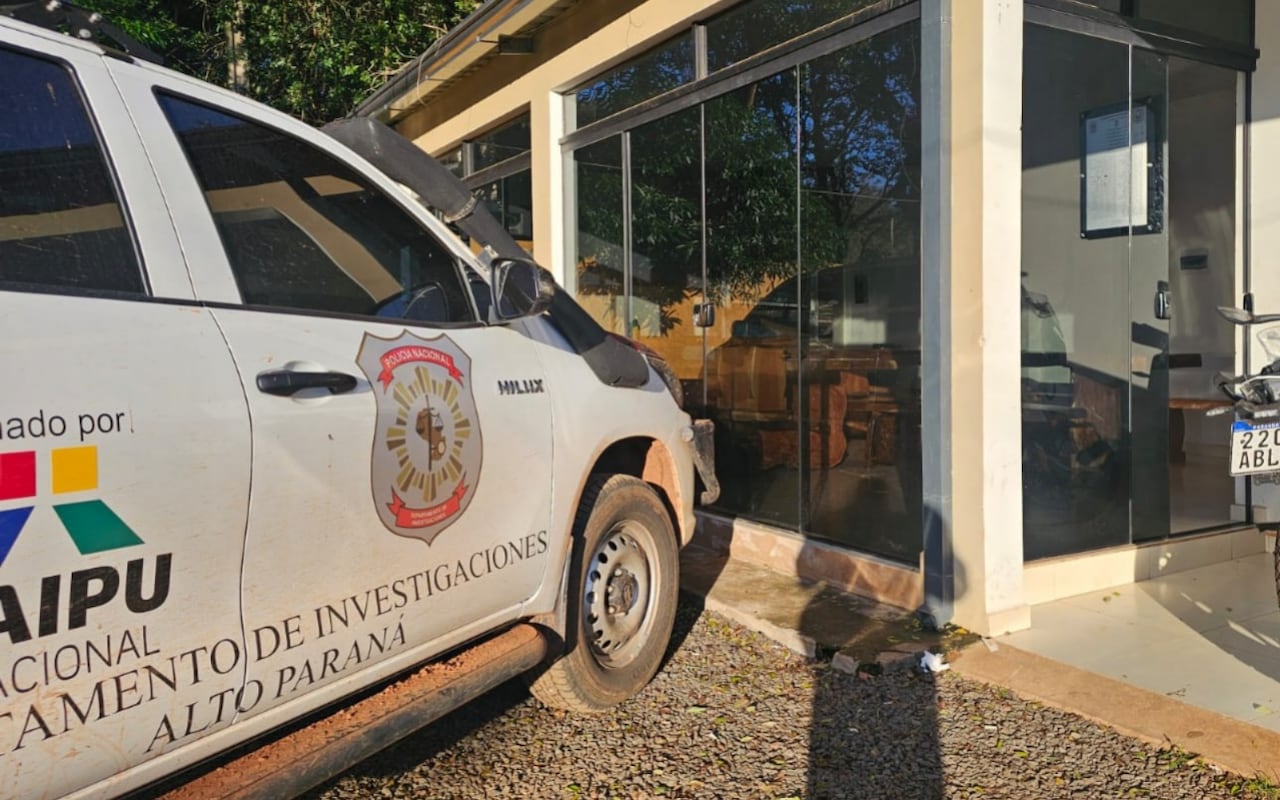 Acusan a policías denunciados por secuestro y “apriete” a comerciante en Alto Paraná