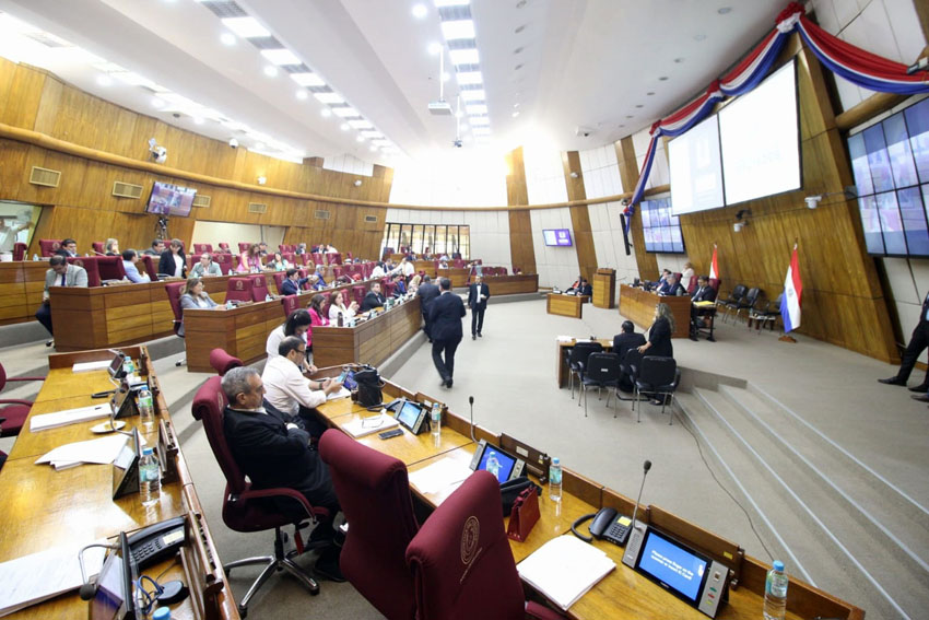 Más de mil empleados de la Cámara Baja cobran sin que se sepa su profesión