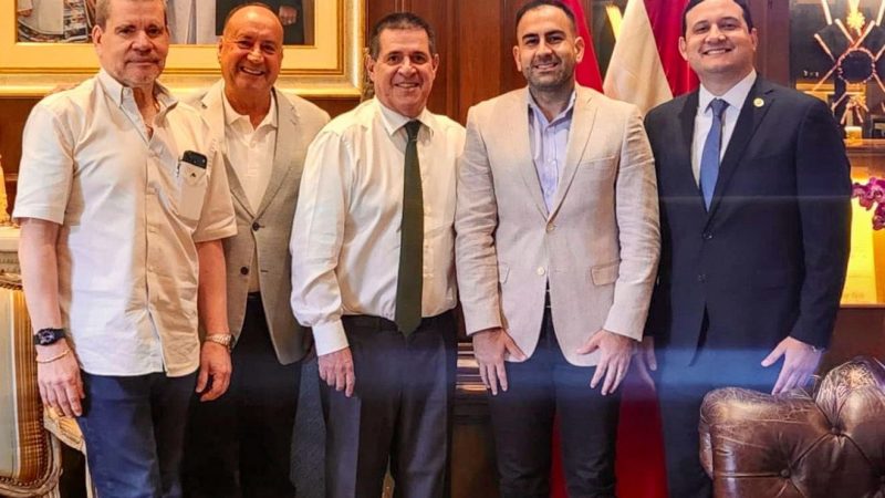 Senador «Cachito» Salomón y el diputado Añazco se suman a Honor Colorado