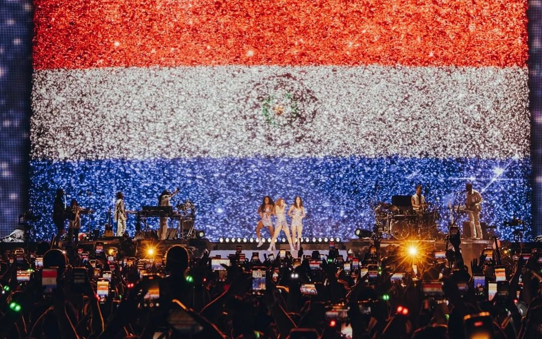 Shakira compartió la foto de una artesanía que le regalaron en Paraguay y que le llegó al corazón