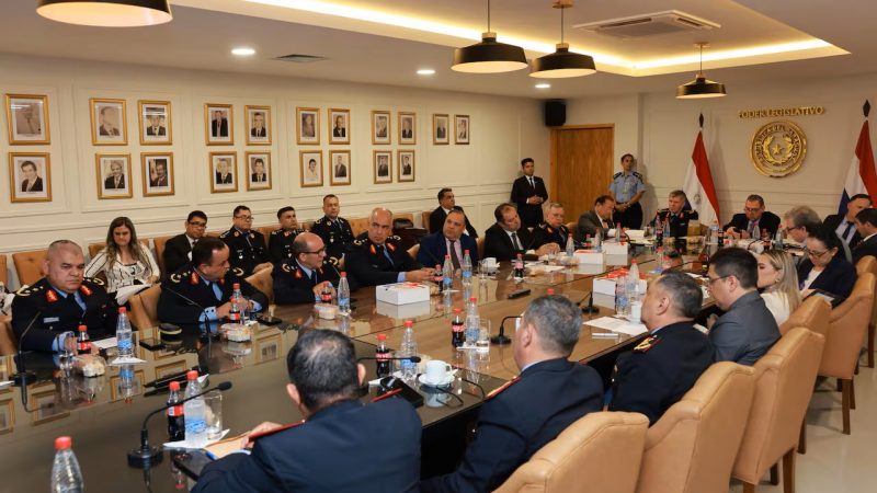 Wiens acusa al cartismo de premiar a policías ligados al narco y poner en riesgo la seguridad