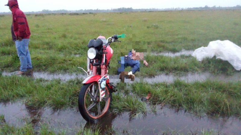 Motociclista muere tras ser impactado por un rayo en San Pedro del Paraná