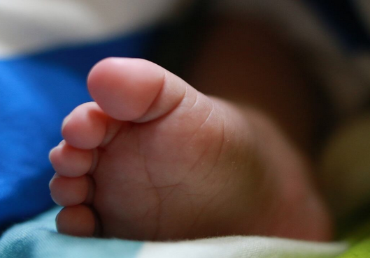 Primer nacimiento de Navidad en el Hospital Central del IPS