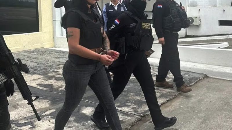 Trasladan a la esposa de Sebastián Marset al Hospital Militar