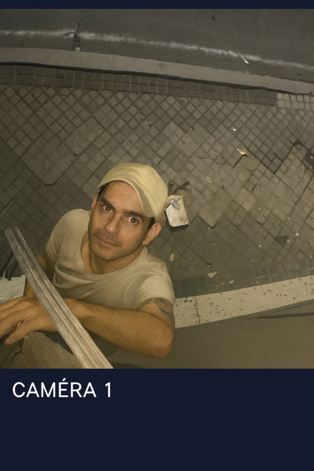 Buscan a hombre que entró a robar en un departamento y manoseó a la víctima