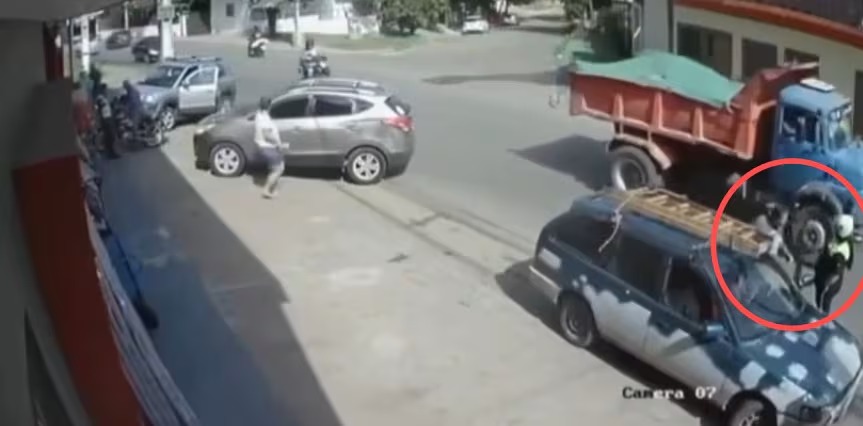 Incidente fatal con la PMT: reconocen denuncias de “aprietes” contra una agente vinculada al caso