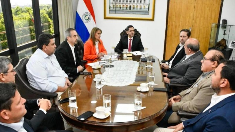 Construcción al borde del colapso: Gobierno presionado por deudas impagas