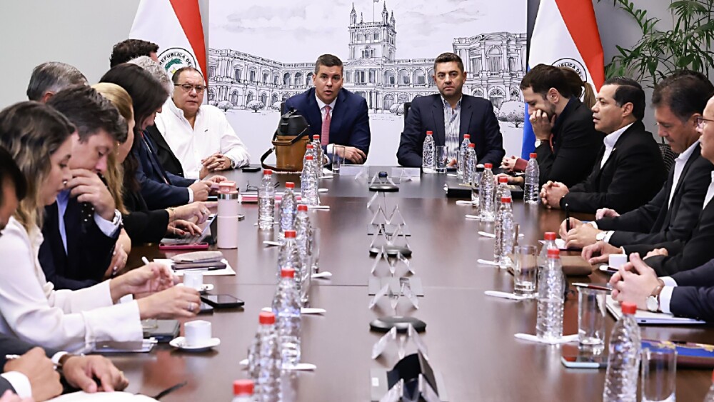 Nicanor fulmina a ministros de Peña con aires de «emperadores de oficina»