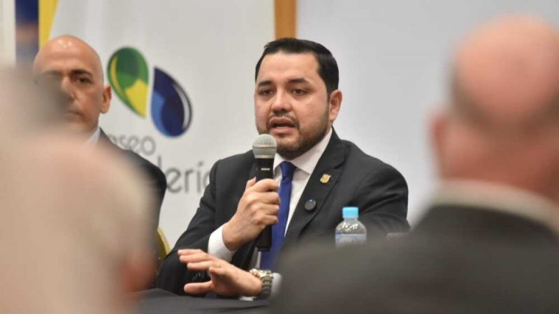 Bello admite que Asunción sigue ahogada en deudas tras cuatro meses de gestión