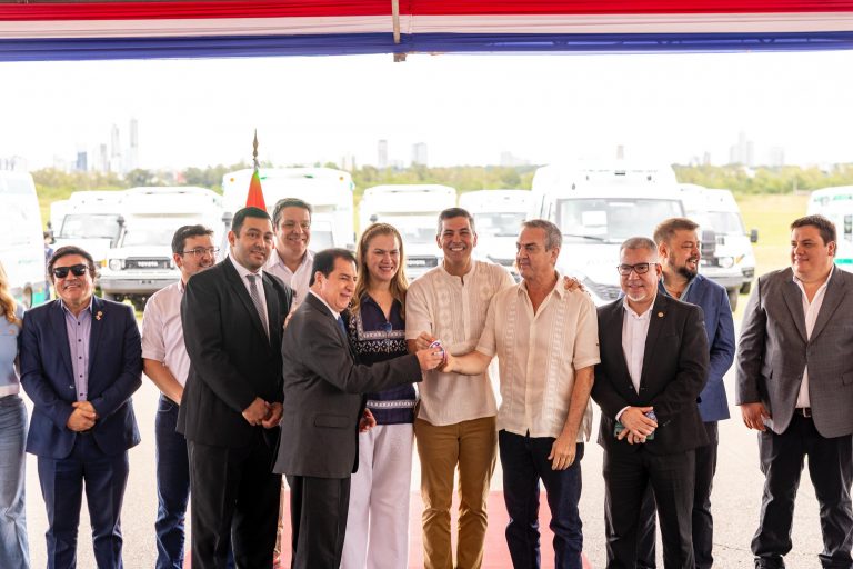 Peña se jacta de “haber hecho más” que el gobierno anterior y desata críticas