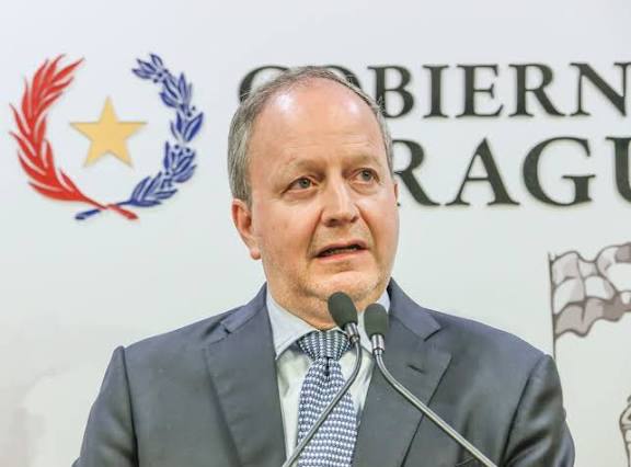 Fernández Valdovinos cuestiona a Claudia Centurión y anuncia pago a vialeras