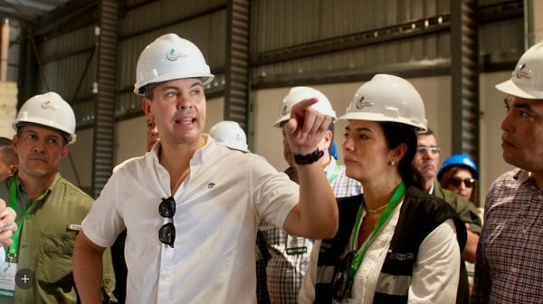 Deuda del Estado empuja a constructoras a la quiebra virtual: acusan mismas prácticas que gobierno de Abdo