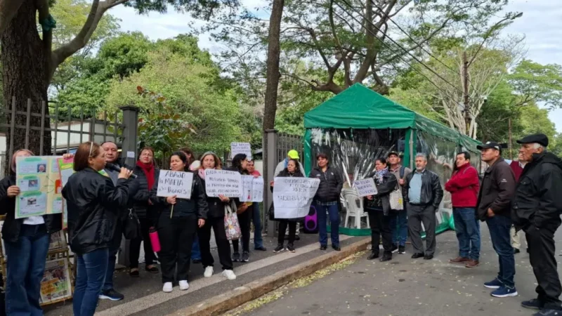 Víctimas de la “mafia de los pagarés” no cree en argumentos de la Corte sobre reunión