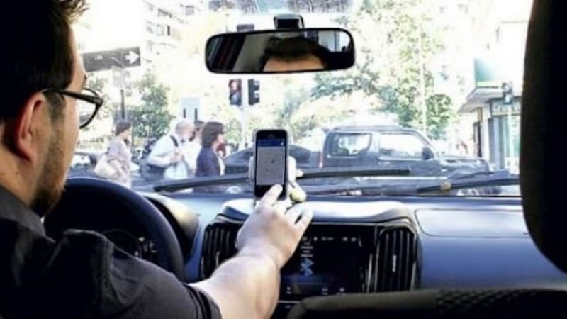 Recomiendan reportar tarifas excesivas en las plataformas de transporte