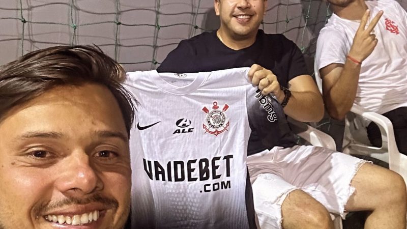 Los mellis Romero ya están en Paraguay y le metieron un partidito entre amigos