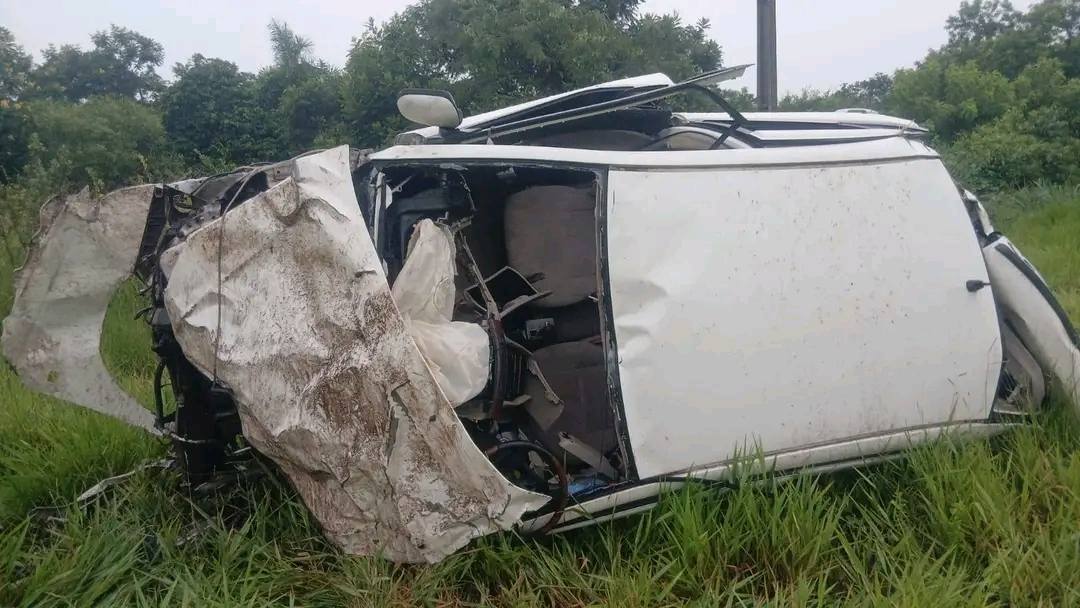 Dos policías mueren en aparatoso accidente en Yby Yaú