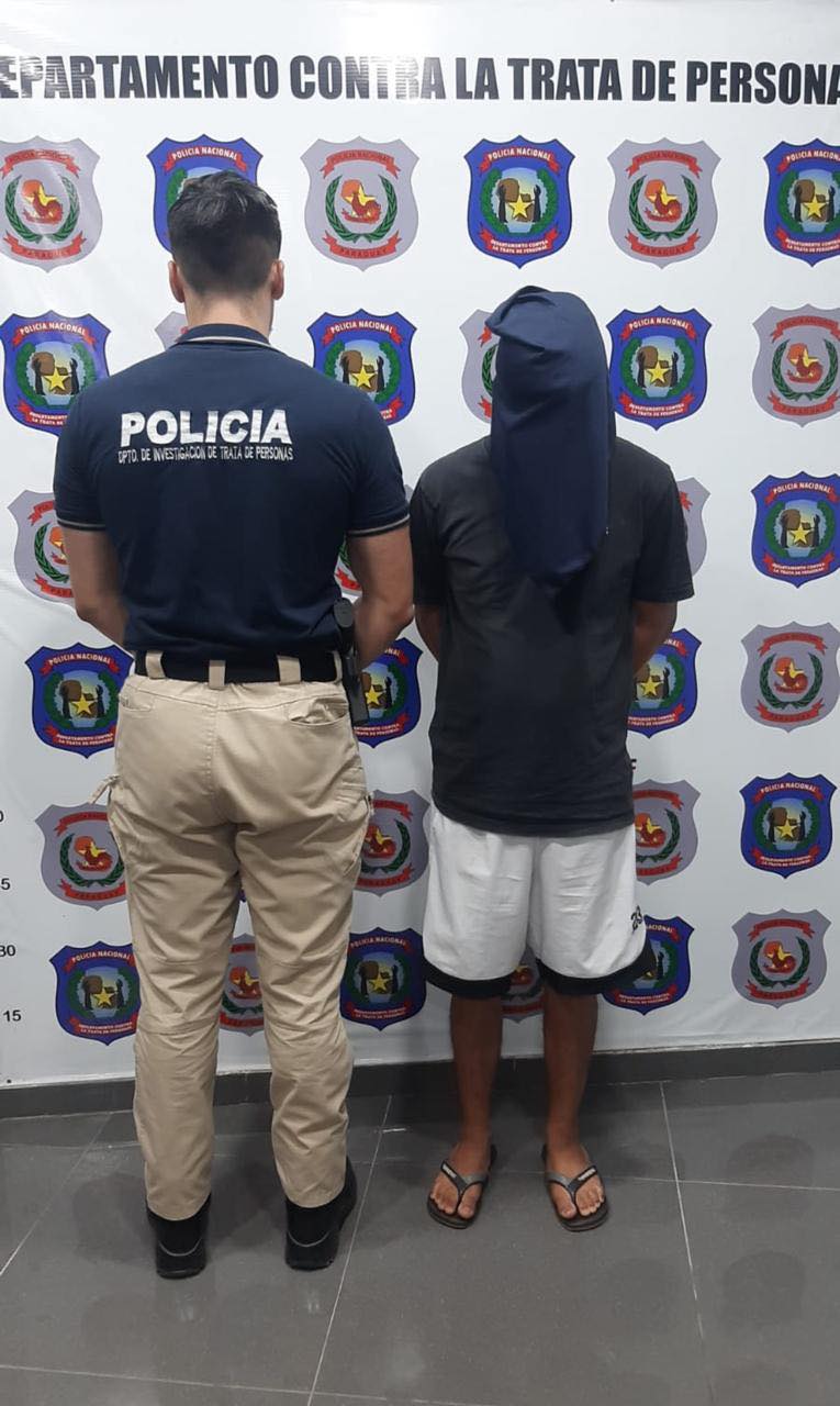 Seminarista es detenido por presunto abuso sexual y pornografía infantil