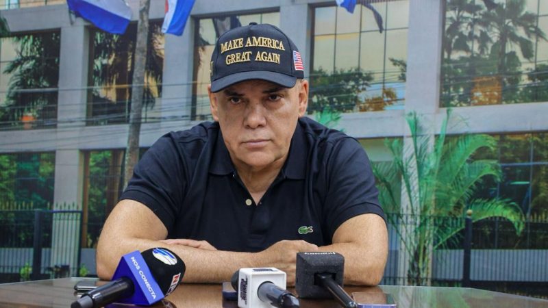 “Bachi” Núñez niega intención de modificar la Constitución con recorte de receso