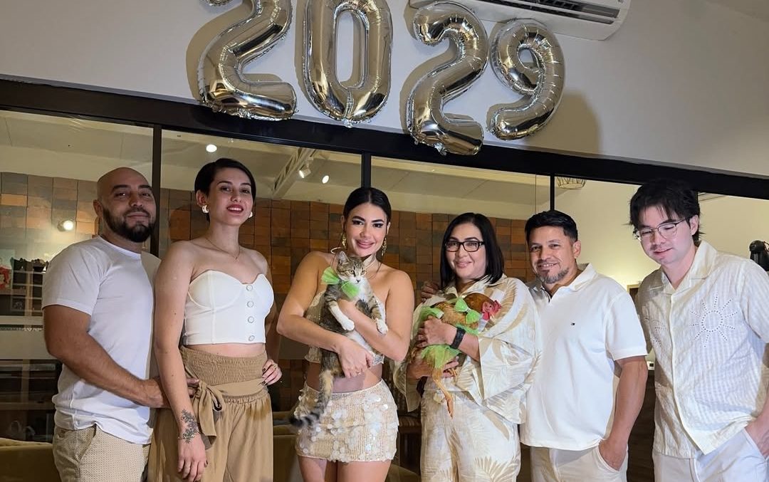 ¡Laurys Dyva viene del futuro!