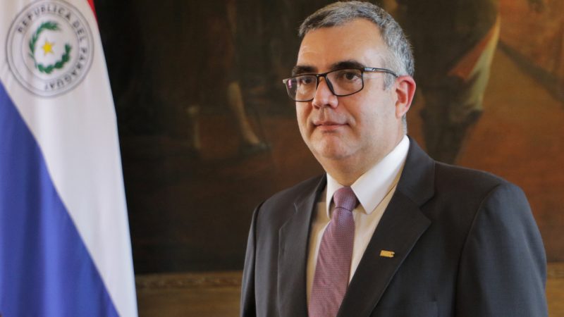 Exministro desmiente a Luis Ramírez: Estado no cuenta con infraestructura para absorber alumnos del sector privado